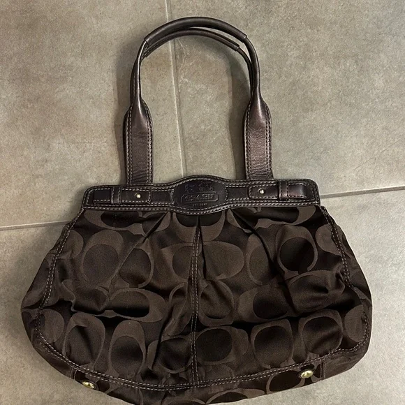 Coach Dark Brown Shoulder Bag with Gold Accents - Picture 6 of 16